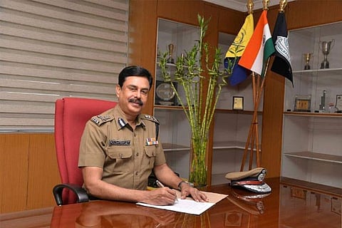 Madras HC judge recalls part of order quashing case against IPS officer Sait