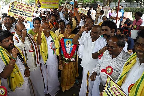 Valluvan community members stage demo