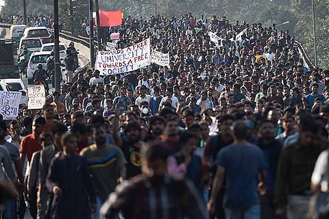 JNU protests continue: 100 students detained, some 'lathi-charged'