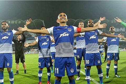photo courtesy ISL Twitter