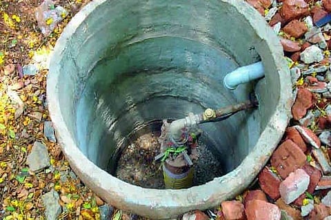 Officials, pvt companies flout rules for abandoned borewells: Activist