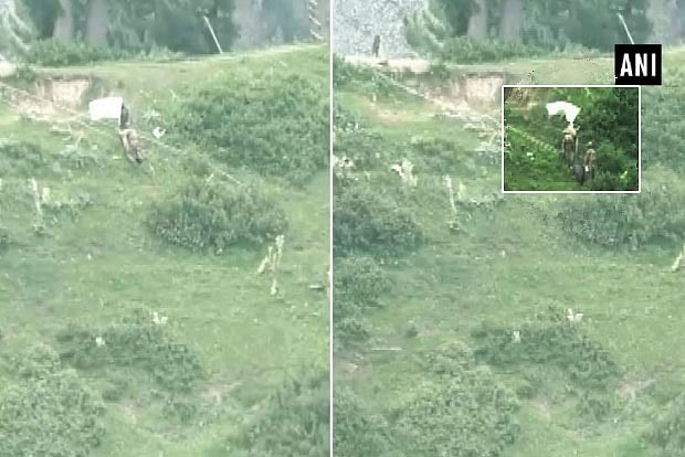 Pakistan Army raises white flag to retrieve fallen soldiers along LoC