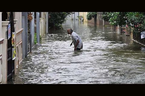 Heavy rains continue to pound Hyderabad, normal life hit