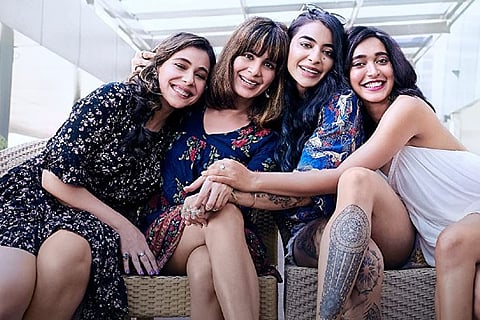 When 'Four More Shots Please' girls changed in an Istanbul cafe loo