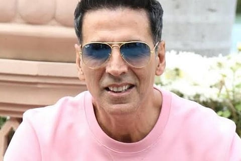 Akshay Kumar, B Praak's 'Teri mitti' tribute to doctors