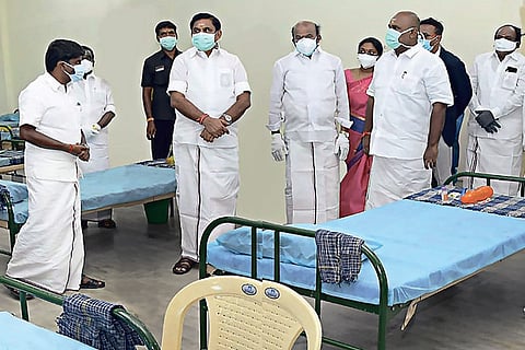 Edappadi K Palaniswami inspecting the COVID-19 facility at ELCOT campus at Vadapalanji in Madurai