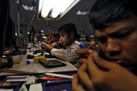 Exports of gems, jewellery slump 38 per cent in July: trade council