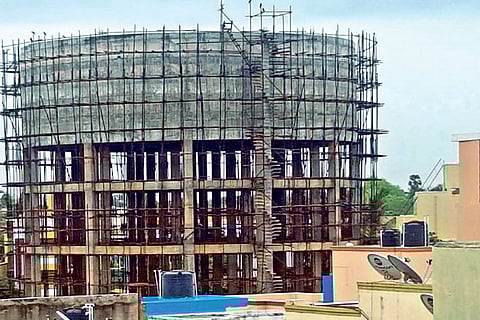 Works on the water tank at Thanikachalam Nagar in Kolathur, began in 2009 and has not been completed