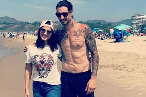 Sunny Leone spends beach time with hubby Daniel