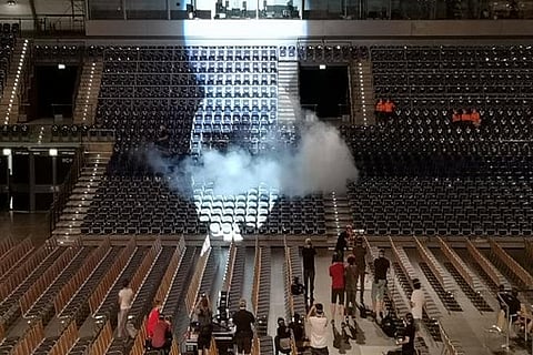 A smoke machine was used to show participants how changes in the ventilation system