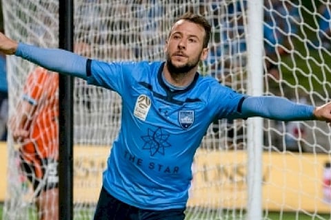 Le Fondre, Boumous take Mumbai to 3-0 win over East Bengal