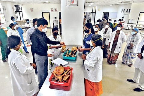 Classes at Government Medical College in Omandurar Government Estate resumed on Monday