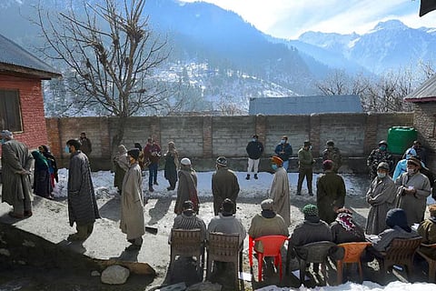 J-K DDC polls: Gupkar alliance takes lead, BJP emerges single largest party