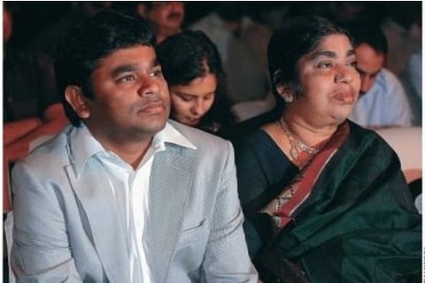 Source: Youtube clip; Rahman seated next to his mother in an event