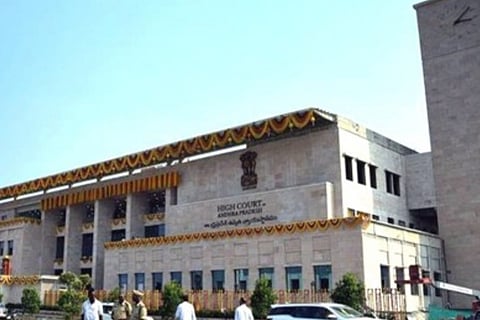 Andhra HC judge gets warm send-off after judgment attacking CM