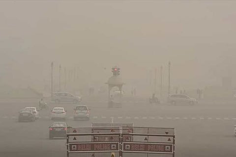 Delhi AQI turns 'very poor', thunderstorms likely soon