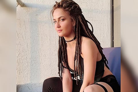 Elli AvRam channels Jolie's Tomb Raider look