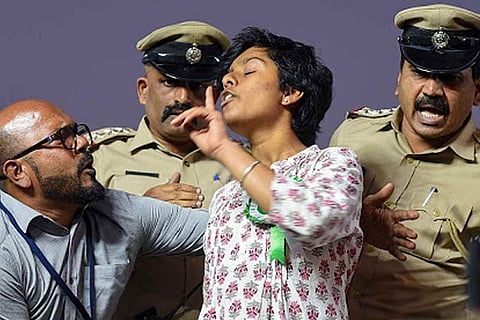 'Will encounter her if she is released': Ram Sena man announces Rs 10 lakh bounty on Amulya Leona