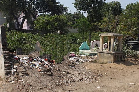 The garbage being dumped at the graveyard in Chitlapakkam
