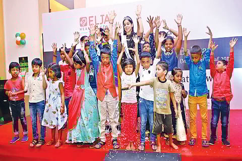 Vidisha Baliyan (centre) with children
