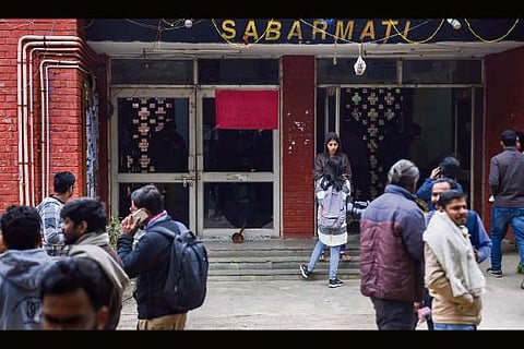 Students outside the violence-affected Sabarmati Hostel of the Jawaharlal Nehru University (JNU)
