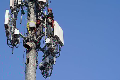 Telcos seek hearing in SC on AGR review pleas