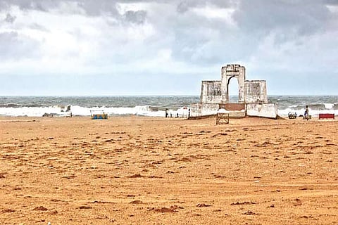 Photo walk to capture the breathtaking seascapes of Chennai