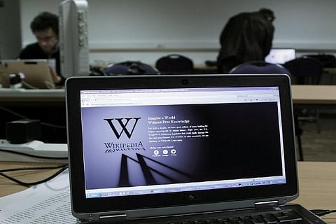 Wikipedia touches 6 million articles