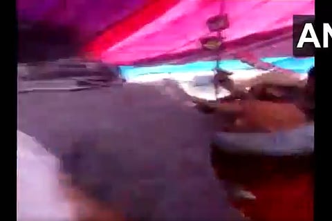 Armed man threatens Shaheen Bagh protesters to end agitation, overpowered