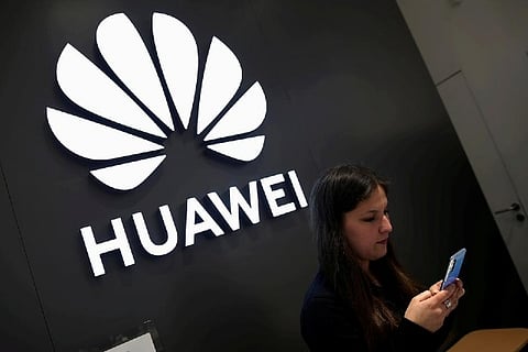 Huawei tops China handset market