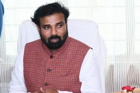 B Sriramulu