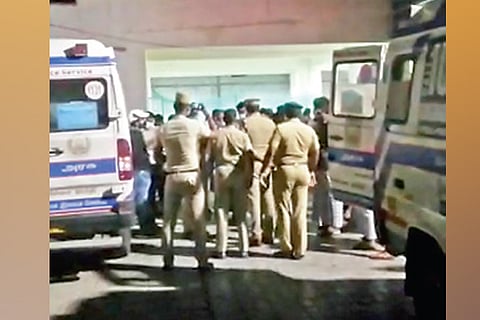 Man vomits blood, dies in quarantine facility