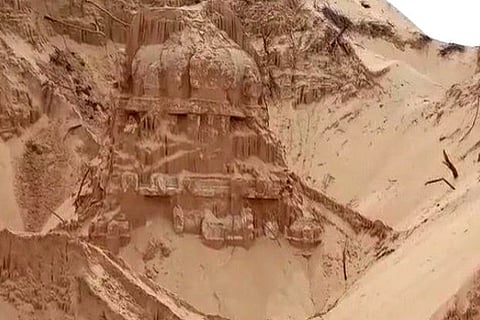 Youth digs out ancient temple in Andhra