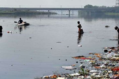 Expedite Yamuna cleaning: Sharma to officials