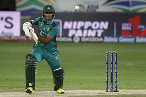 6 Pak players test negative for COVID-19, eligible to join side in England