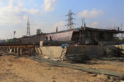 Work on Manali-Tiruvottiyur flyover moving at a snail’s pace