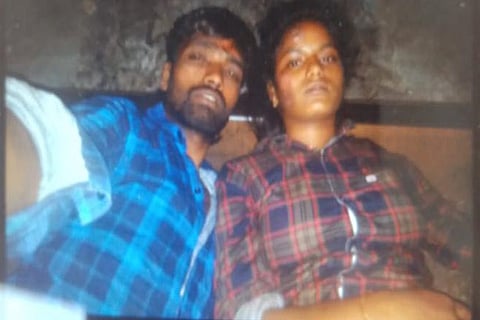 Selfie clicked by Ramadoss and Nandini minutes before suicide on Thursday