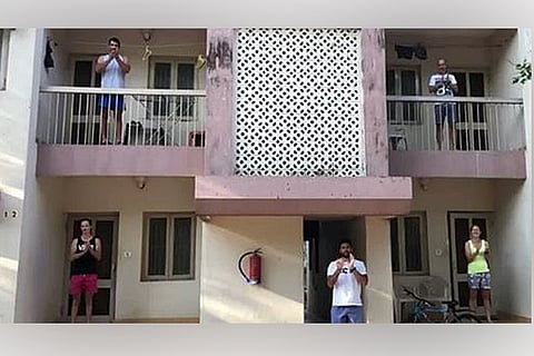 Sports fraternity salutes essential service providers engaged in fight against  covid-19 (Twitter)