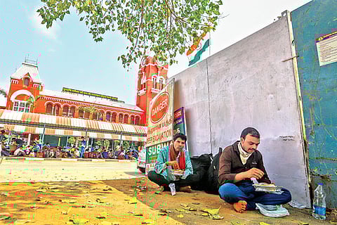 Corporation workers provided food to those stranded in the city