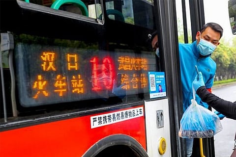 Wuhan buses hit the road after two-month lockdown