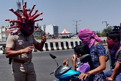 'Corona' helmet: Chennai cops' unique way to dissuade lockdown defiers