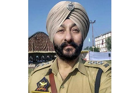 Tainted DSP Davinder Singh's police custody extended