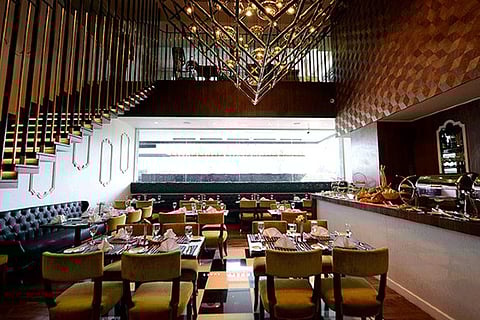 Pak restaurant owners warn of reopening eateries