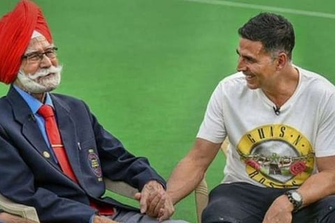 Akshay Kumar mourns demise of hockey legend Balbir Singh Senior