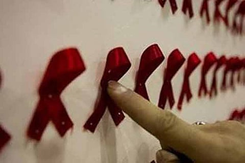 Beijing reports big drop in new HIV/AIDS cases