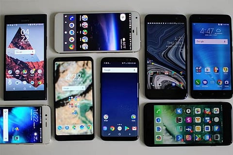 Global smartphone sales down 5.7 per cent in Q3: Gartner