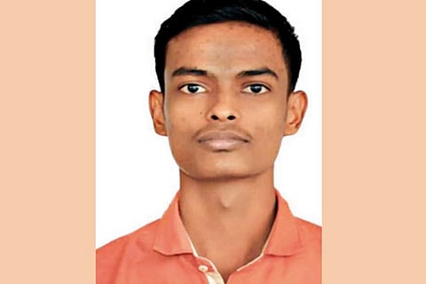 Scoring 664 out of 720, government school student scripts history in NEET exam