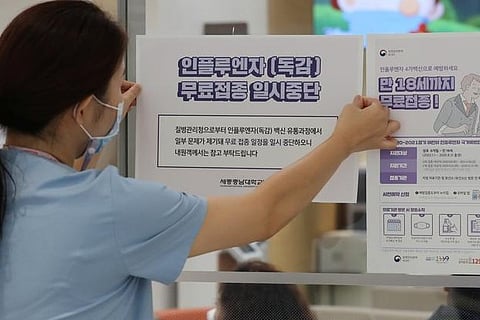 Deaths after flu shots in S.Korea fan fears, but authorities find no link