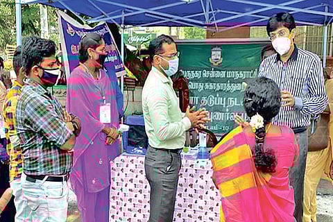 Health Secretary inspected a COVID awareness camp organised by the Corporation at Vadapalani bus dep