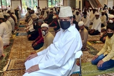 K'taka celebrates Eid on a subdued note